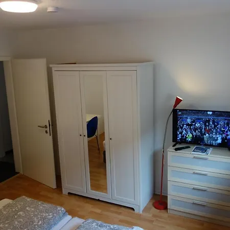شقة Geraumige Ferienwohnung In Ruhiger Lage