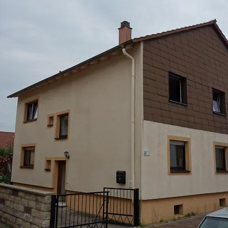 Geraumige Ferienwohnung In Ruhiger Lage شقة راينشتيتن