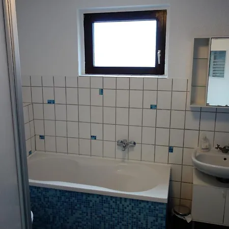 Geraumige Ferienwohnung In Ruhiger Lage * راينشتيتن